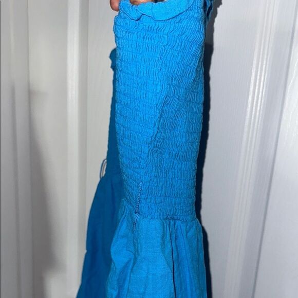 Girls size large Blue SMOCKED Spaghetti straps Ruffled romper LIKE NEW - Picture 7 of 9